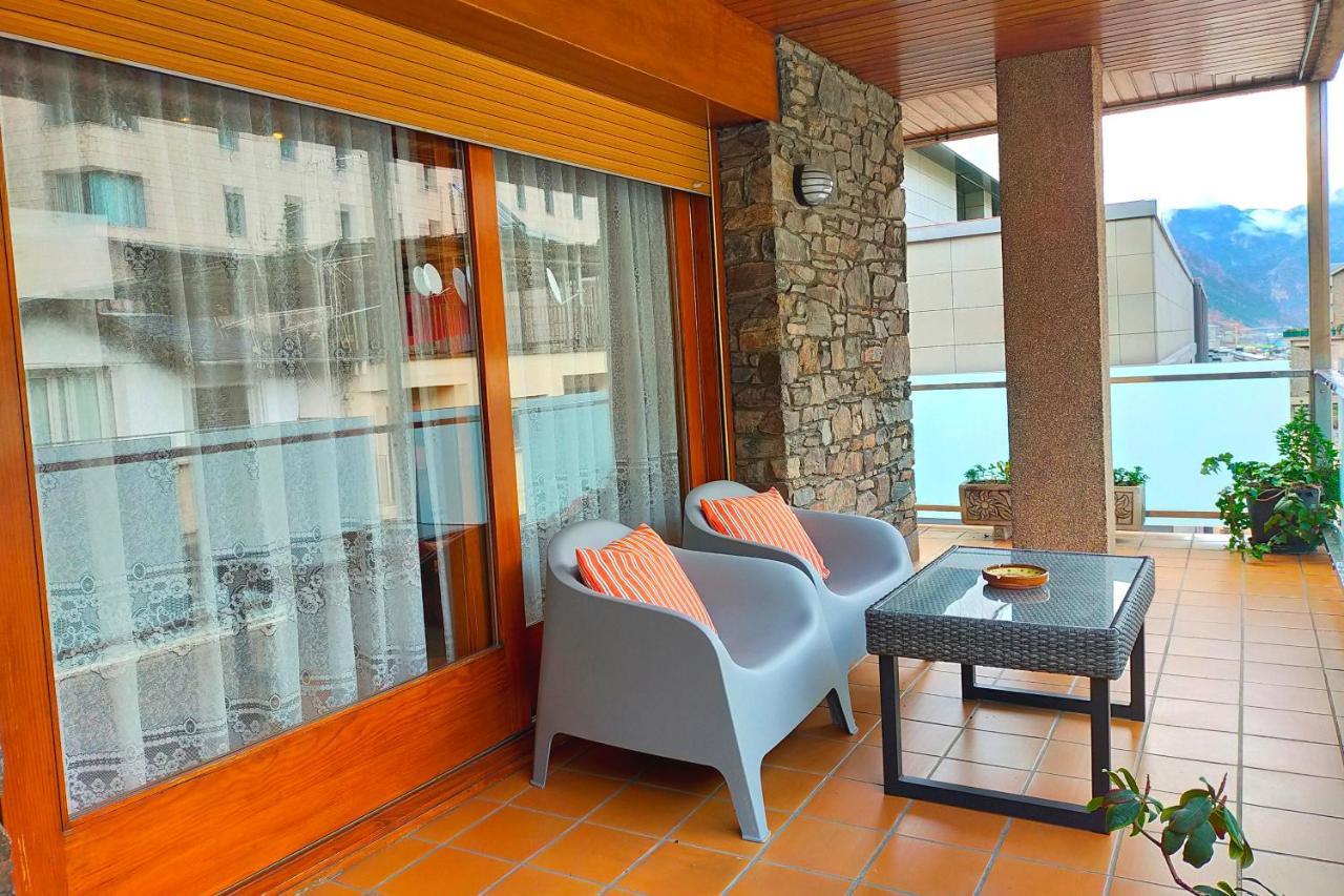 Amplio Atico Con Terraza En Andorra Centro Apartamento Les Escalades Exterior foto