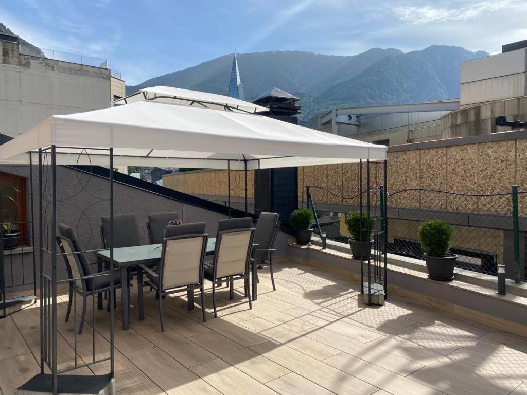 Amplio Atico Con Terraza En Andorra Centro Apartamento Les Escalades Exterior foto